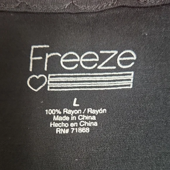 Freeze Black I WOKE UP LIKE THIS Tank/Crop Top with Pink Lip Design Size Large - Picture 3 of 3